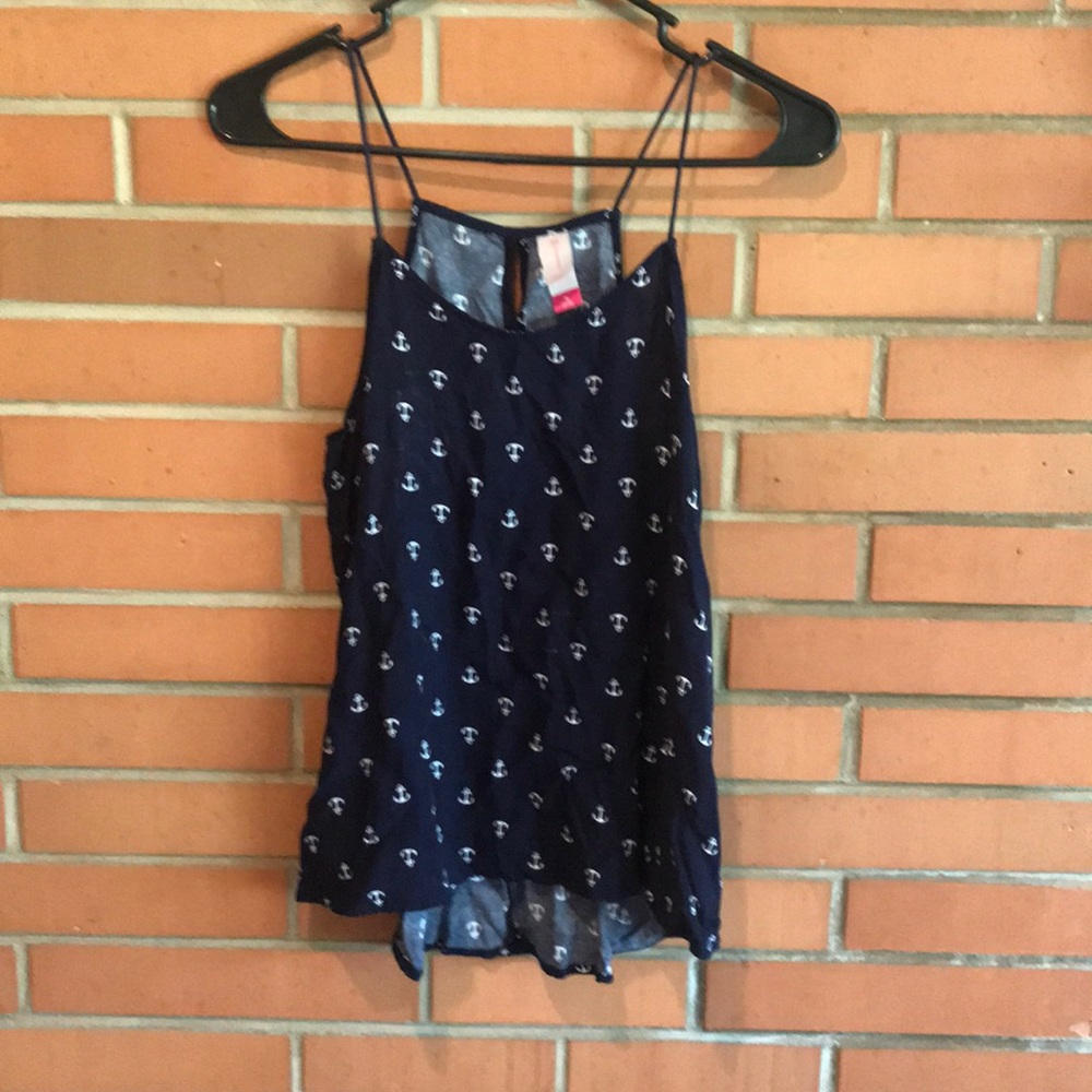 Light tank top
